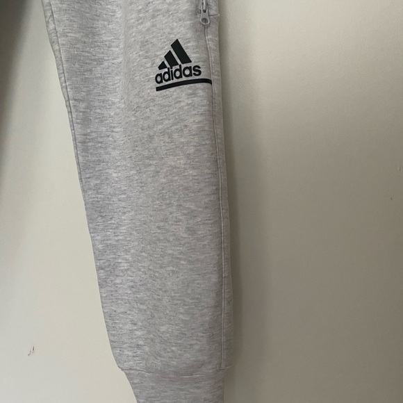 Adidas sweatpants - Picture 6 of 7